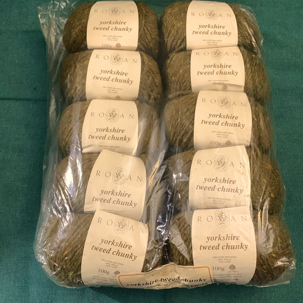 10 skeins Rowan Yorkshire Tweed chunky 100% wool yarn. Each is 100mg (109yd).